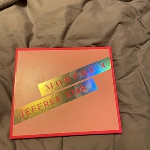 Jeffree Star Eyeshadow Palette